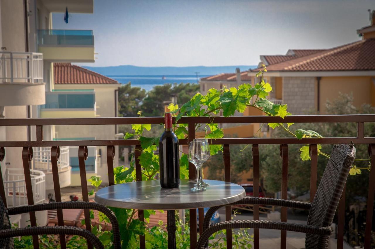 פרומאינה Apartments Family Roso מראה חיצוני תמונה