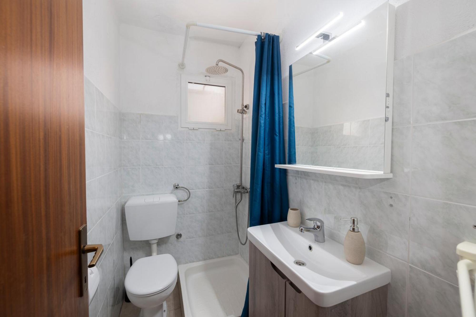 פרומאינה Apartments Family Roso מראה חיצוני תמונה