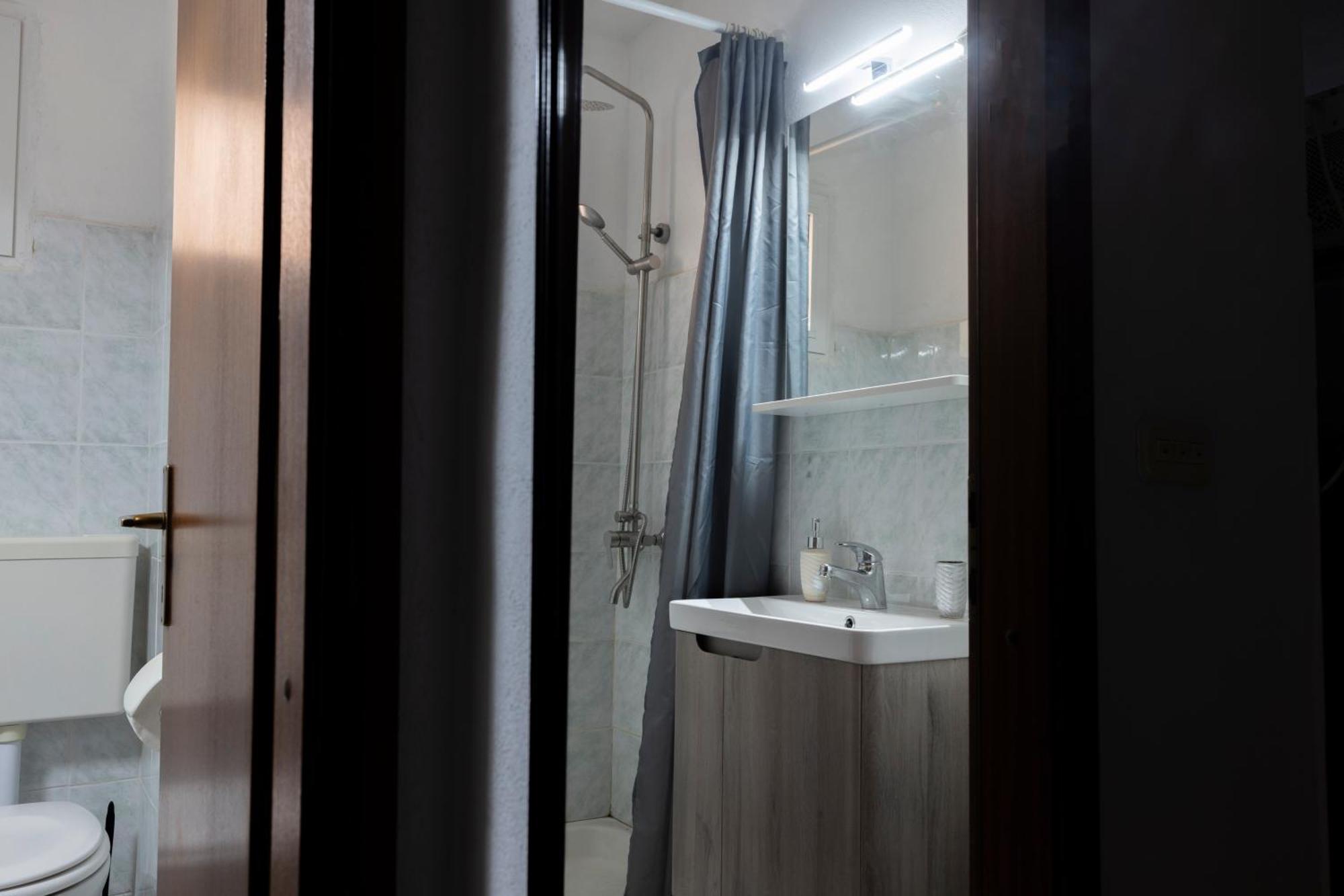 פרומאינה Apartments Family Roso מראה חיצוני תמונה