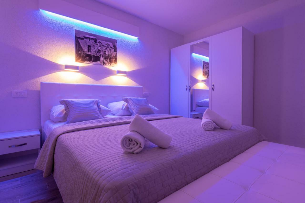 פרומאינה Apartments Family Roso מראה חיצוני תמונה